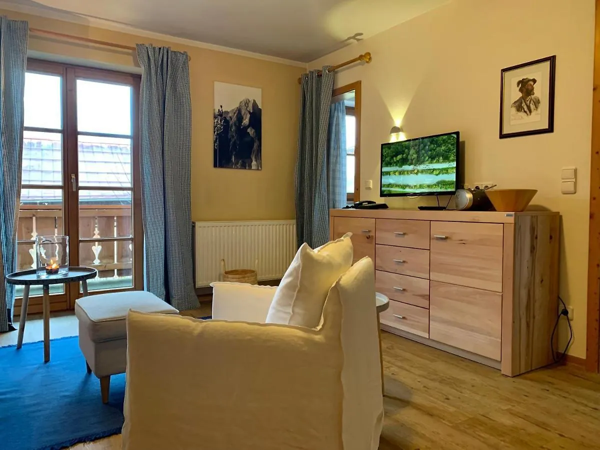 Landhaus Berktold Oberstdorf 0*,